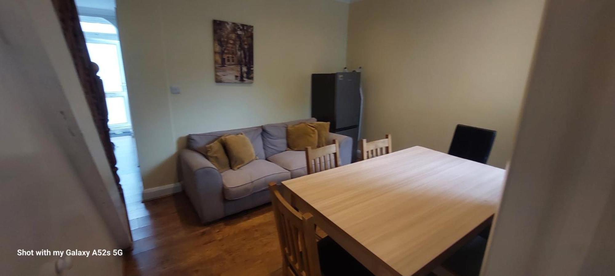 Three Bedroom House Lancaster Road Londra Dış mekan fotoğraf